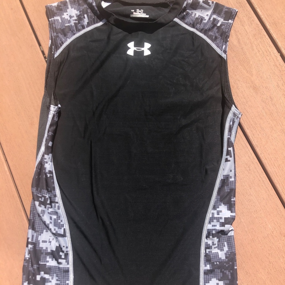 Men’s Under Armour Heat-gear Tank Top.